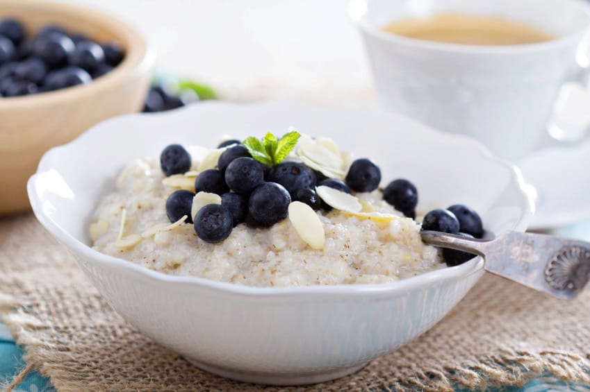 oatmeal-blueberries-nuts-dash-diet